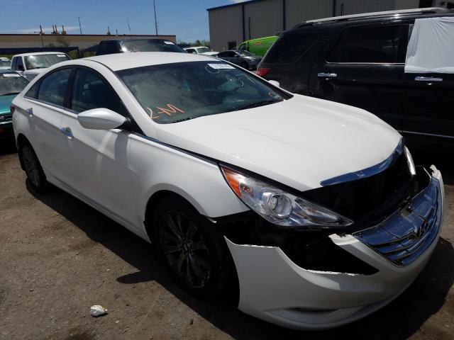 Photo 0 VIN: 5NPEC4AC3CH394677 - HYUNDAI SONATA SE 