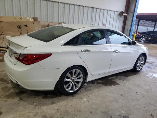 Photo 2 VIN: 5NPEC4AC3CH402857 - HYUNDAI SONATA SE 