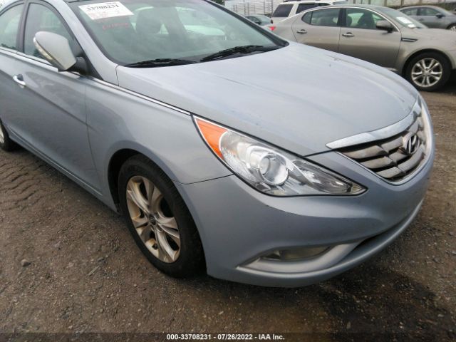 Photo 5 VIN: 5NPEC4AC3CH408206 - HYUNDAI SONATA 