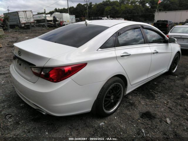 Photo 3 VIN: 5NPEC4AC3CH422770 - HYUNDAI SONATA 