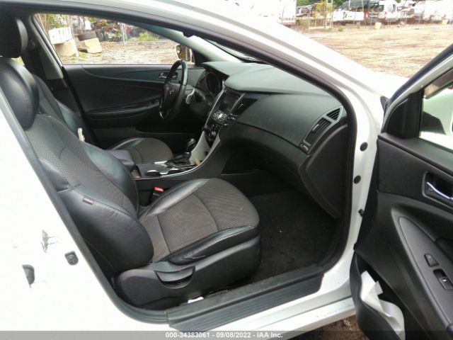 Photo 4 VIN: 5NPEC4AC3CH422770 - HYUNDAI SONATA 