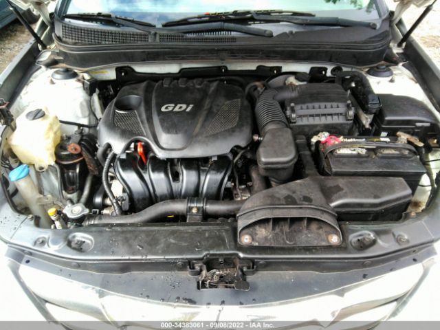 Photo 9 VIN: 5NPEC4AC3CH422770 - HYUNDAI SONATA 