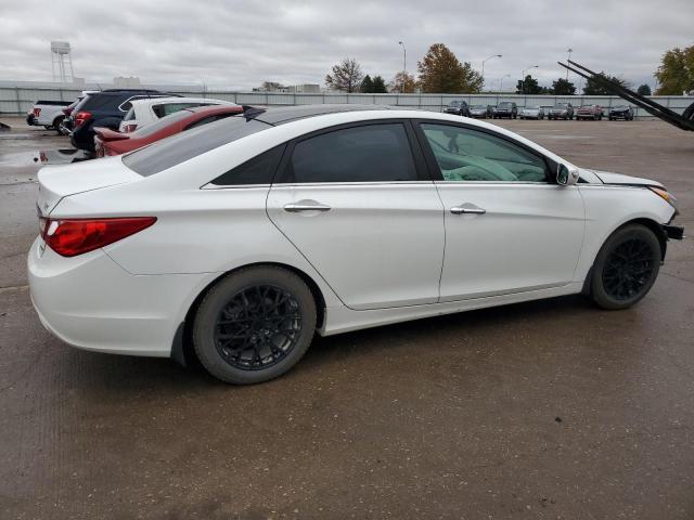 Photo 2 VIN: 5NPEC4AC3CH428892 - HYUNDAI SONATA SE 