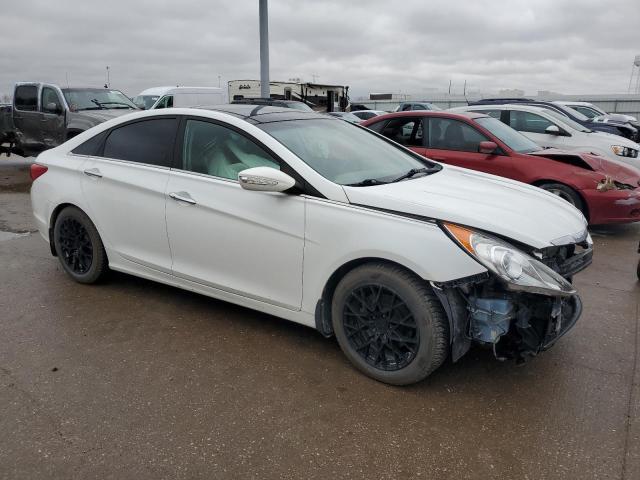 Photo 3 VIN: 5NPEC4AC3CH428892 - HYUNDAI SONATA SE 