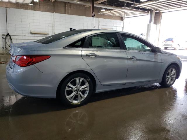 Photo 2 VIN: 5NPEC4AC3CH444610 - HYUNDAI SONATA 