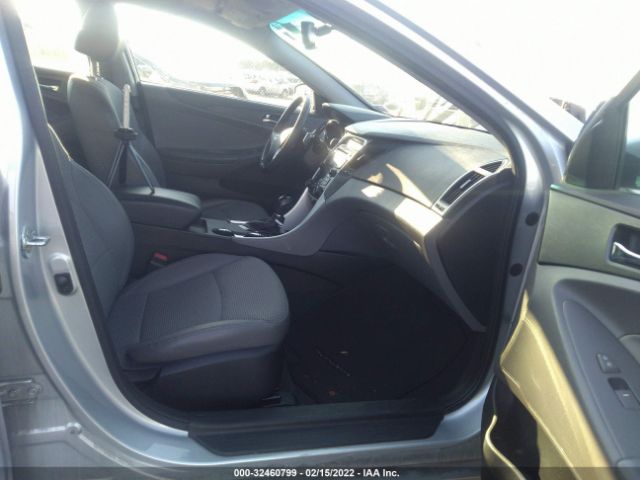 Photo 4 VIN: 5NPEC4AC3CH445837 - HYUNDAI SONATA 