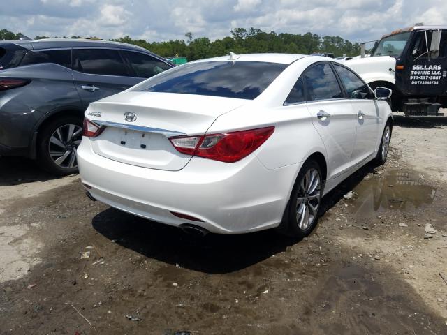 Photo 3 VIN: 5NPEC4AC3CH472150 - HYUNDAI SONATA SE 