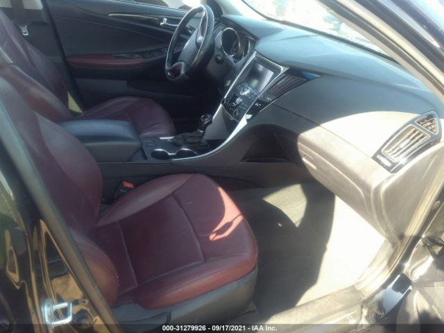 Photo 4 VIN: 5NPEC4AC3DH533093 - HYUNDAI SONATA 