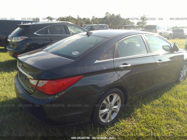 Photo 3 VIN: 5NPEC4AC3DH567230 - HYUNDAI SONATA 