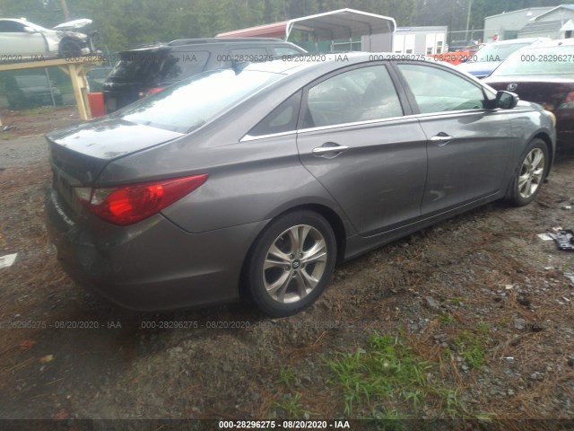 Photo 3 VIN: 5NPEC4AC3DH573903 - HYUNDAI SONATA 