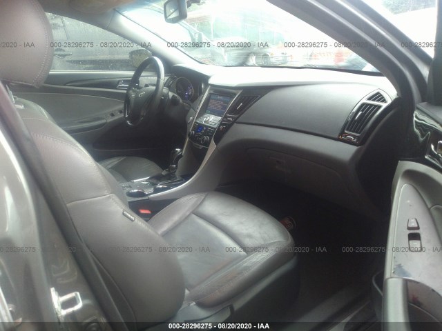 Photo 4 VIN: 5NPEC4AC3DH573903 - HYUNDAI SONATA 