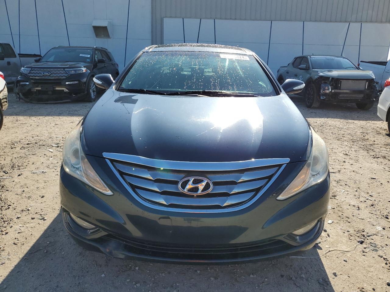 Photo 4 VIN: 5NPEC4AC3DH576543 - HYUNDAI SONATA 