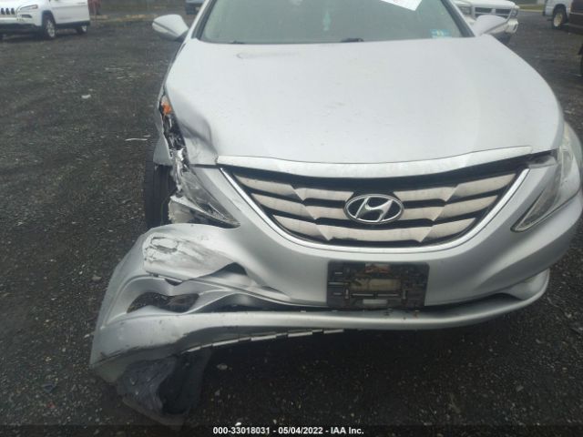 Photo 5 VIN: 5NPEC4AC3DH599725 - HYUNDAI SONATA 