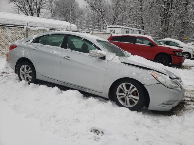 Photo 3 VIN: 5NPEC4AC3DH646011 - HYUNDAI SONATA SE 