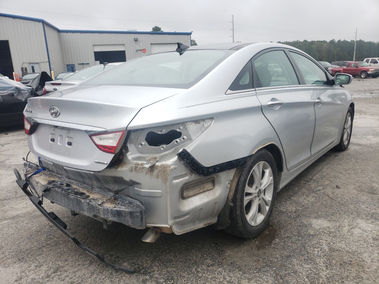 Photo 3 VIN: 5NPEC4AC3DH687836 - HYUNDAI SONATA SE 