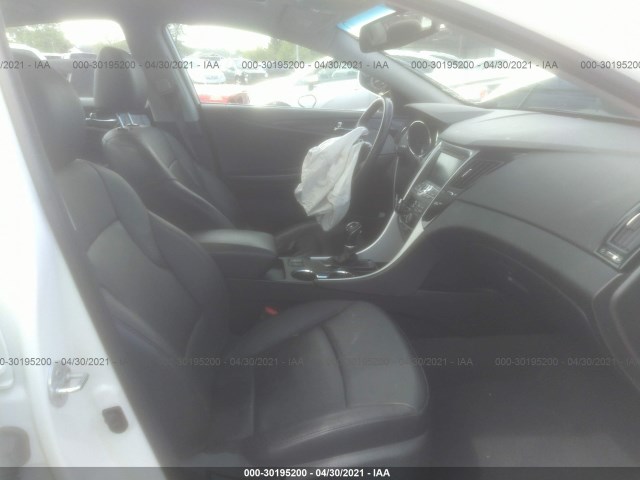 Photo 4 VIN: 5NPEC4AC3DH720186 - HYUNDAI SONATA 