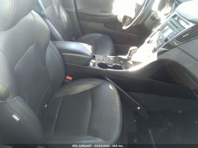 Photo 4 VIN: 5NPEC4AC3EH854889 - HYUNDAI SONATA 