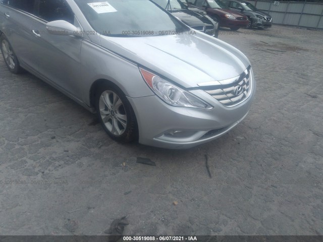 Photo 5 VIN: 5NPEC4AC4BH000943 - HYUNDAI SONATA 