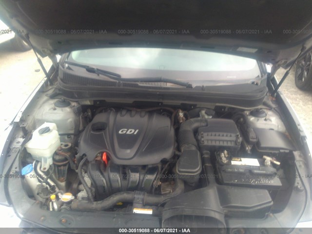 Photo 9 VIN: 5NPEC4AC4BH000943 - HYUNDAI SONATA 