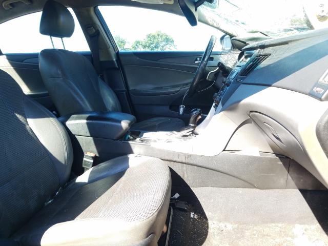 Photo 4 VIN: 5NPEC4AC4BH038155 - HYUNDAI SONATA SE 