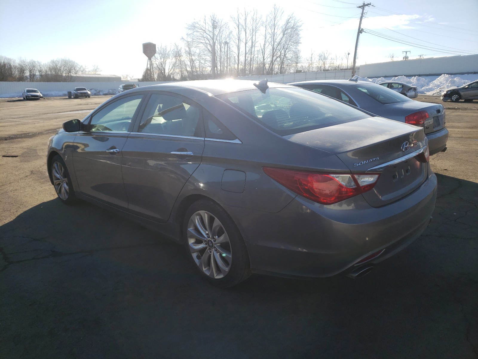 Photo 2 VIN: 5NPEC4AC4BH054257 - HYUNDAI SONATA SE 