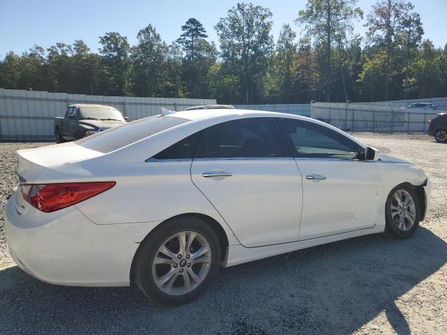 Photo 2 VIN: 5NPEC4AC4BH061046 - HYUNDAI SONATA SE 