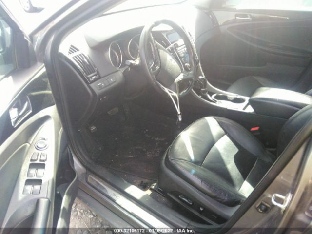 Photo 4 VIN: 5NPEC4AC4BH103313 - HYUNDAI SONATA 