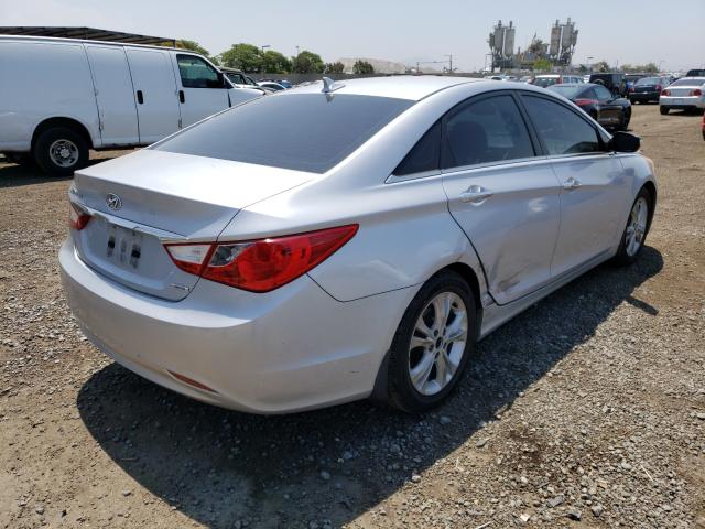 Photo 3 VIN: 5NPEC4AC4BH114831 - HYUNDAI SONATA SE 