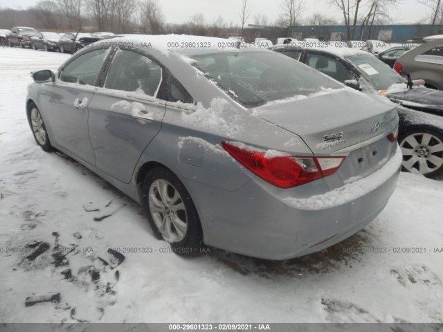 Photo 2 VIN: 5NPEC4AC4BH115963 - HYUNDAI SONATA 