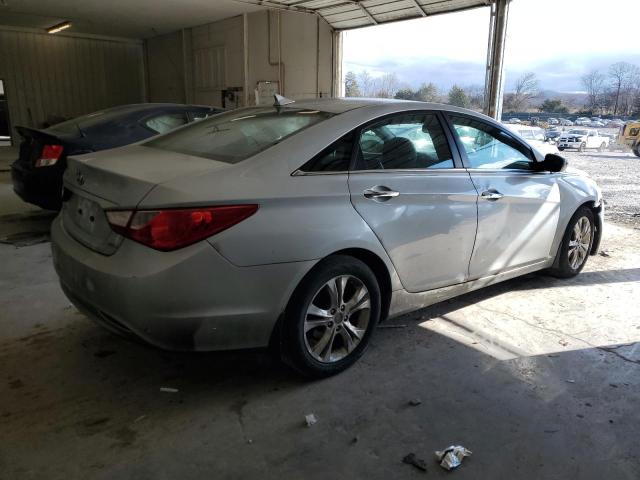 Photo 2 VIN: 5NPEC4AC4BH123710 - HYUNDAI SONATA 