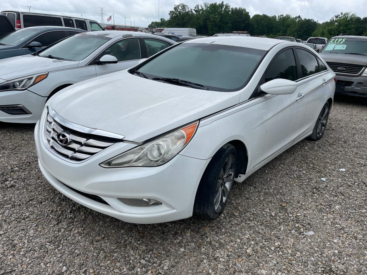 Photo 1 VIN: 5NPEC4AC4BH187150 - HYUNDAI SONATA 