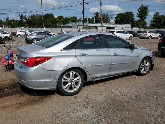 Photo 2 VIN: 5NPEC4AC4BH239361 - HYUNDAI SONATA SE 