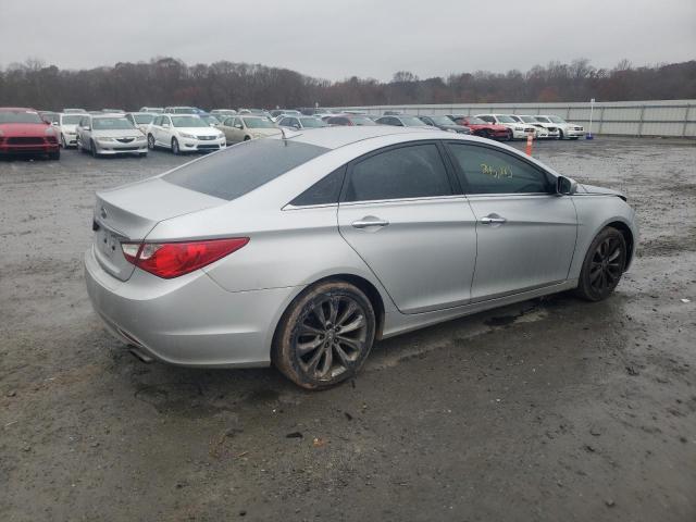 Photo 2 VIN: 5NPEC4AC4BH241210 - HYUNDAI SONATA SE 