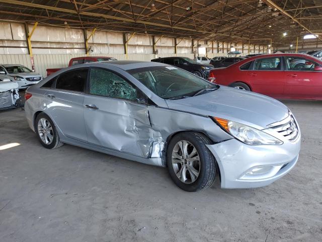 Photo 3 VIN: 5NPEC4AC4BH251025 - HYUNDAI SONATA SE 