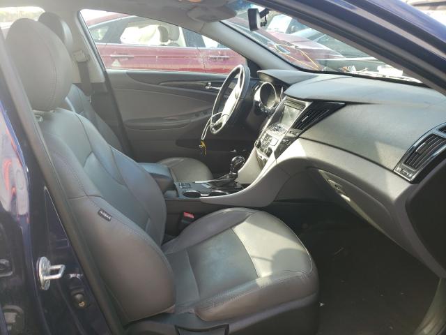 Photo 4 VIN: 5NPEC4AC4BH254135 - HYUNDAI SONATA SE 