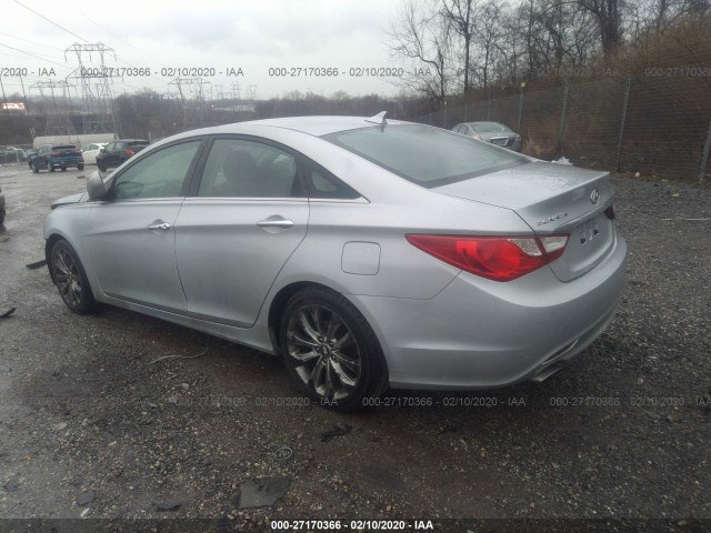 Photo 2 VIN: 5NPEC4AC4BH258637 - HYUNDAI SONATA 