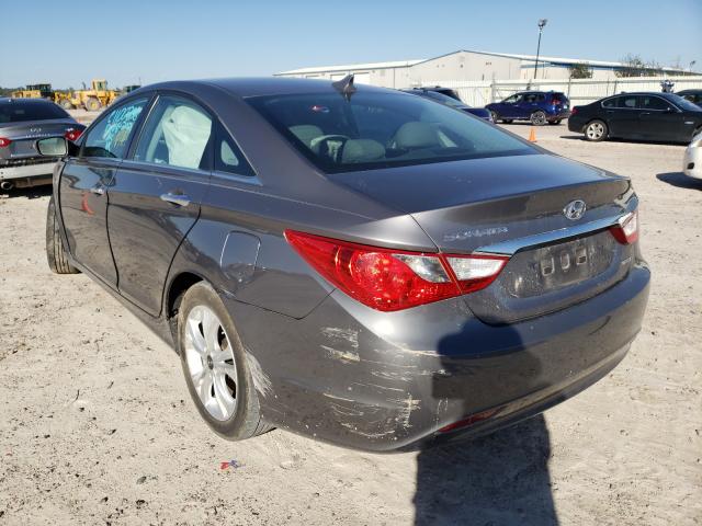 Photo 2 VIN: 5NPEC4AC4BH261909 - HYUNDAI SONATA SE 