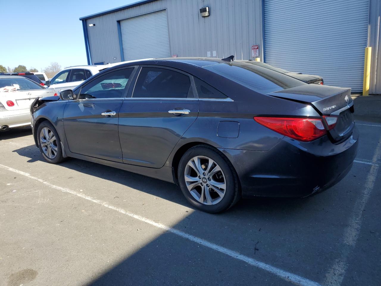 Photo 1 VIN: 5NPEC4AC4BH266558 - HYUNDAI SONATA 