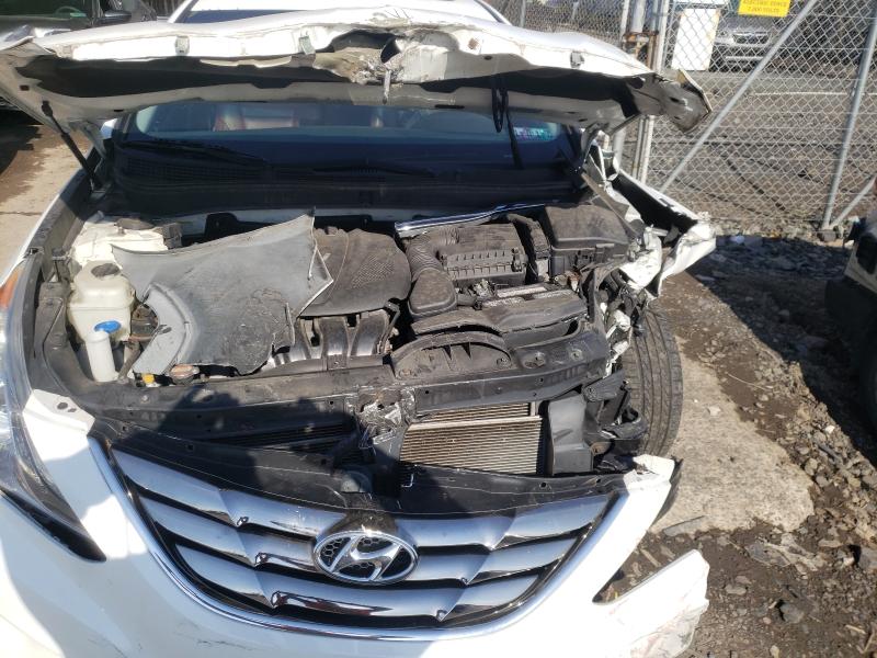 Photo 6 VIN: 5NPEC4AC4BH272862 - HYUNDAI SONATA SE 