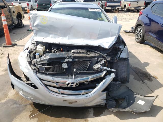 Photo 8 VIN: 5NPEC4AC4BH290505 - HYUNDAI SONATA SE 