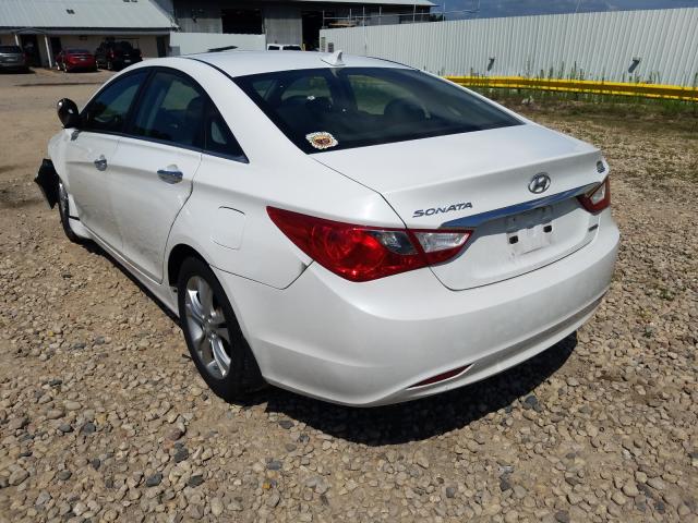 Photo 2 VIN: 5NPEC4AC4BH298040 - HYUNDAI SONATA SE 