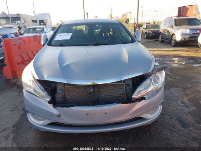 Photo 5 VIN: 5NPEC4AC4BH299897 - HYUNDAI SONATA 