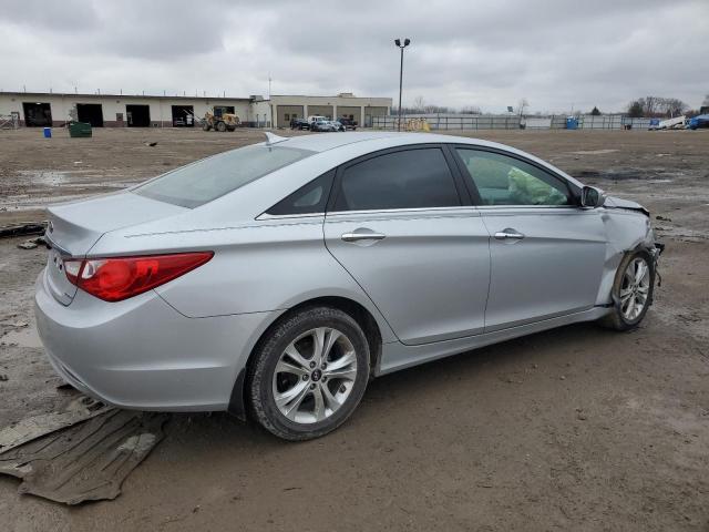 Photo 2 VIN: 5NPEC4AC4BH300627 - HYUNDAI SONATA 