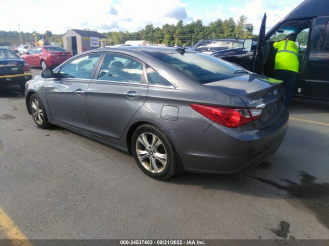 Photo 2 VIN: 5NPEC4AC4CH348159 - HYUNDAI SONATA 