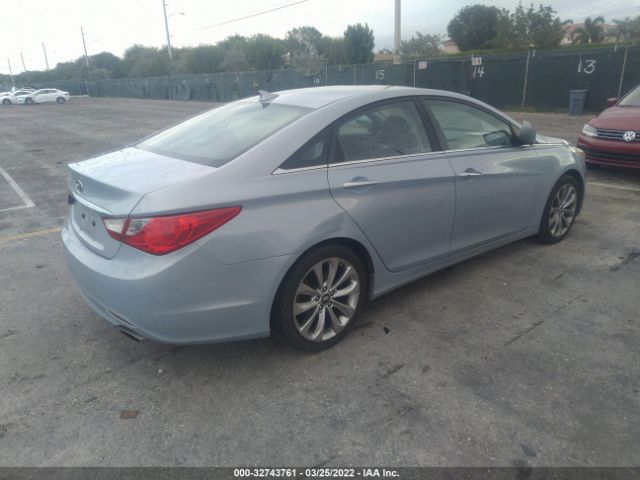 Photo 3 VIN: 5NPEC4AC4CH351644 - HYUNDAI SONATA 