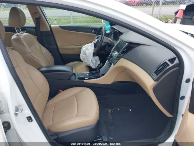 Photo 4 VIN: 5NPEC4AC4CH356732 - HYUNDAI SONATA 