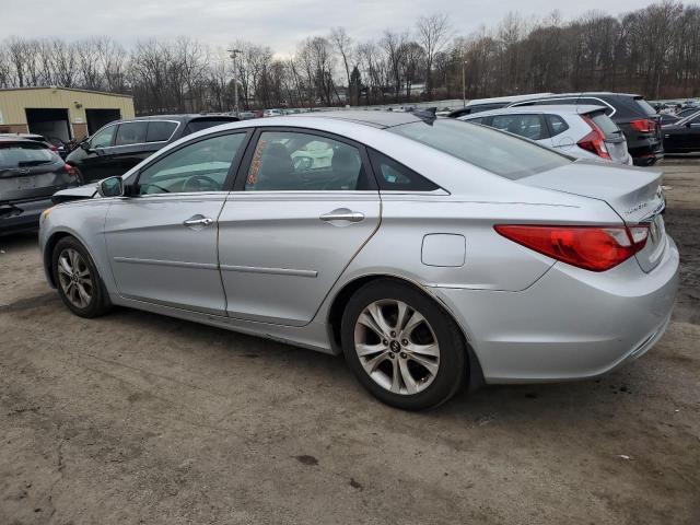 Photo 1 VIN: 5NPEC4AC4CH364023 - HYUNDAI SONATA SE 