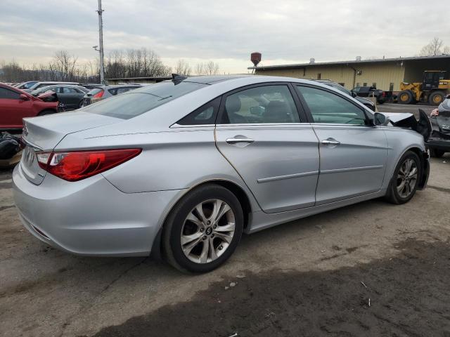 Photo 2 VIN: 5NPEC4AC4CH364023 - HYUNDAI SONATA SE 