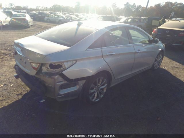 Photo 3 VIN: 5NPEC4AC4CH388242 - HYUNDAI SONATA 