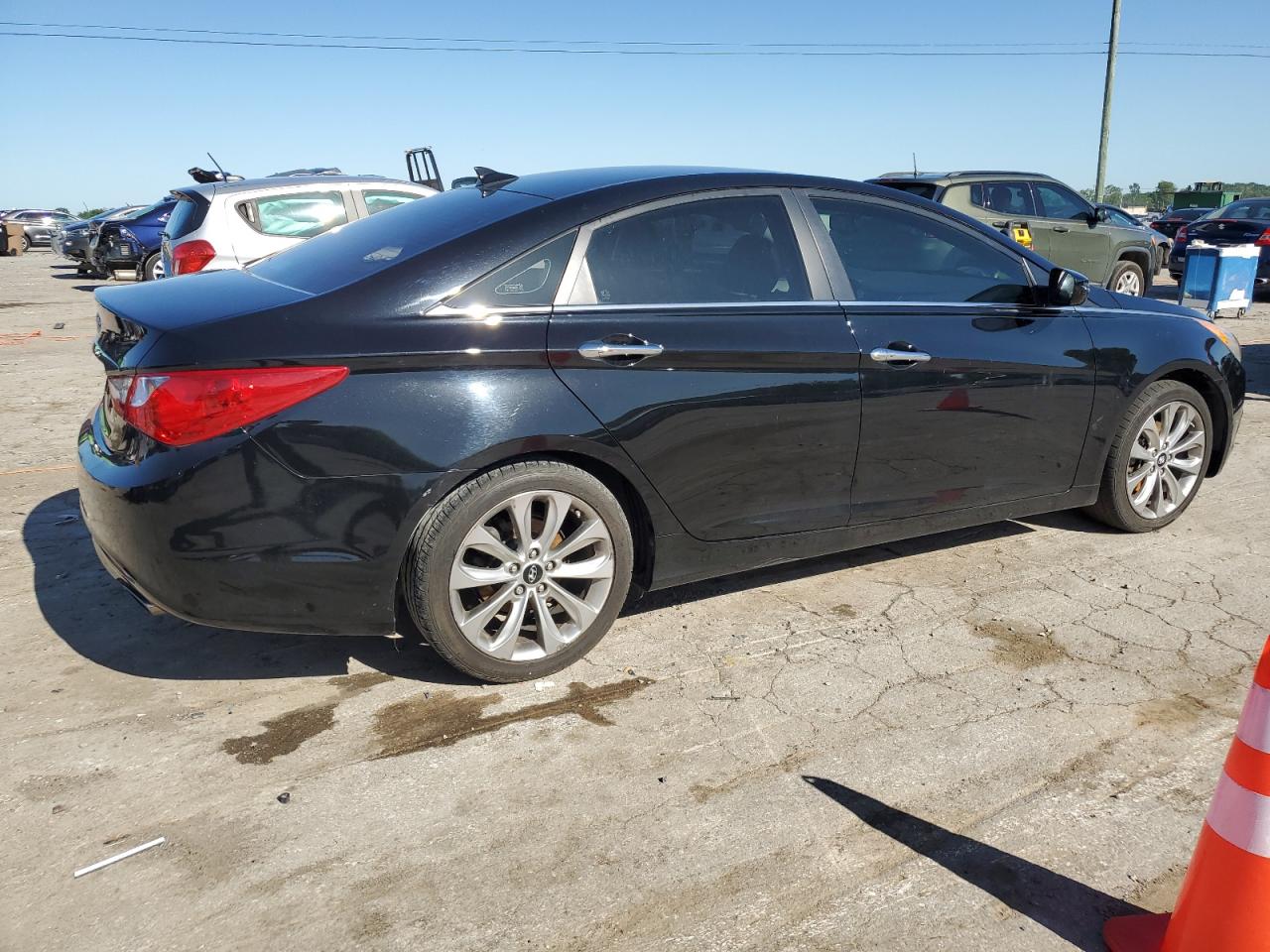 Photo 2 VIN: 5NPEC4AC4CH391190 - HYUNDAI SONATA 